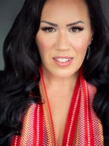 Melody Courage, soprano